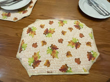 Load image into Gallery viewer, Thanksgiving Leaves placemat Sets
