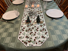 Load image into Gallery viewer, Pinecone and Glitter Table Runner
