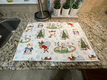 Load image into Gallery viewer, The Grinch and Who Family Dish Drying Mats
