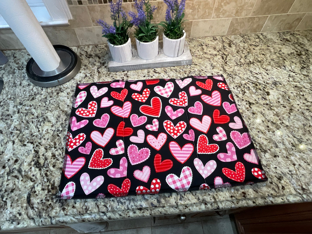 Valentines Heart on Black Dish Drying Mats