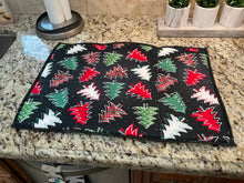 Load image into Gallery viewer, Christmas Trees on Black Dish Drying Mats
