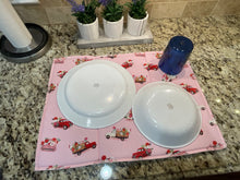 Load image into Gallery viewer, Valentine Red and White Truck Dish Drying Mats
