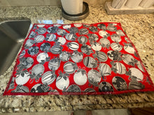Load image into Gallery viewer, Christmas Ornament Dish Drying Mats
