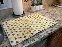 Load image into Gallery viewer, Honey Bee Dish Drying Mats
