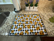 Load image into Gallery viewer, Buffalo and Sunflower themed Dish Drying Mats
