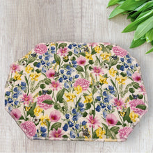 Load image into Gallery viewer, Spring Flower Placemat Sets
