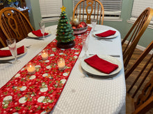 Load image into Gallery viewer, Snowmen in Red Table Runners
