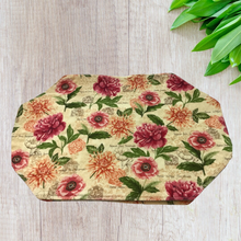 Load image into Gallery viewer, Pretty Pink Flowers Placemat Sets
