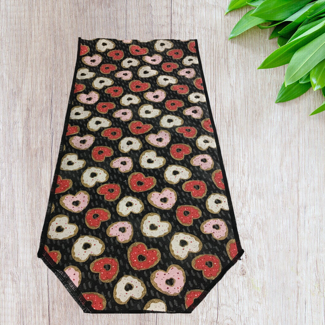 Valentine Donuts Table Runner