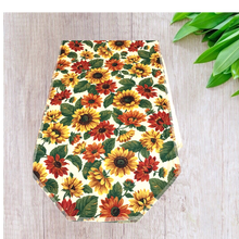Load image into Gallery viewer, Sunflowers- Fall colors Table Runners
