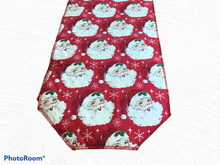Load image into Gallery viewer, Santas Face Table Runner
